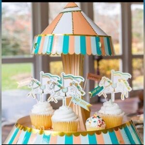 NWT Ma Fete Carousel Paper Cupcake Stand
